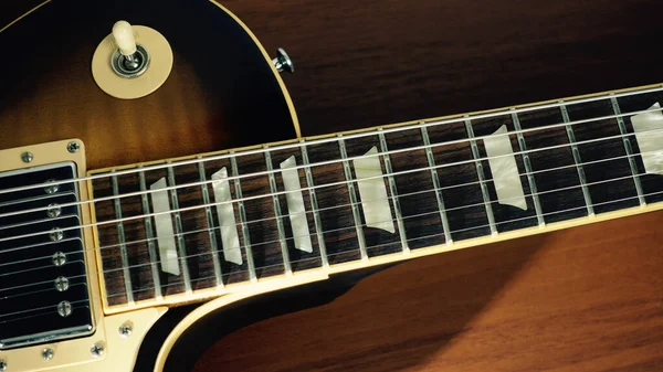 ヴィンテージ ギター クローズ 背景色 スペースのコピー — ストック写真