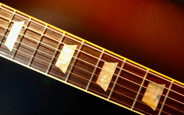 Vintage Pescoço Guitarra Closeup Fundo Cor Espaço Cópia — Fotografia de Stock