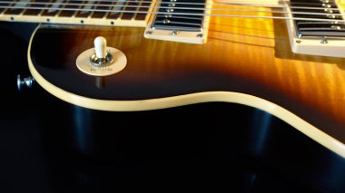 Elektro gitar kapanışı. koyu arkaplan