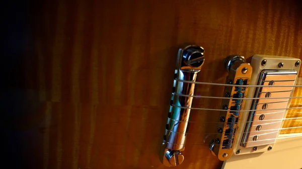 Vintage Electric Guitar Closeup Light Shadow — Stock Photo, Image