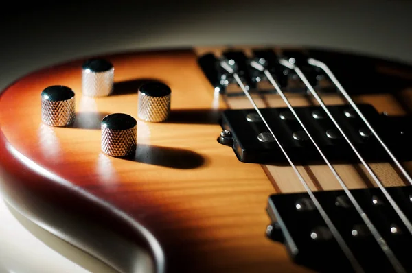 Bass Guitar Closeup Темный Фон Пространством Копирования — стоковое фото