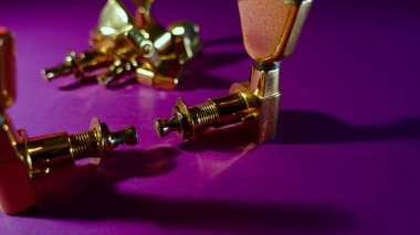 Gitar akort mandalları. Kopyalama alanı olan renk arkaplanı 