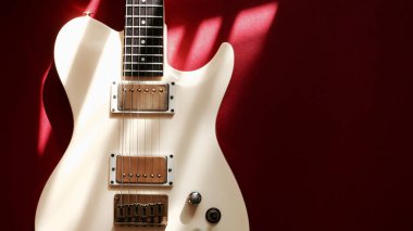 Elektro gitar kapanışı. Kopyalama alanı olan renk arkaplanı