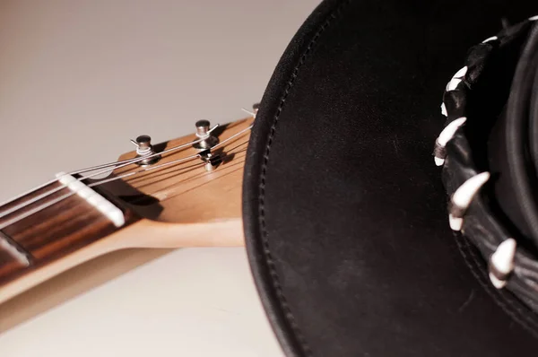 Electric Guitar Black Cowboy Hat — Stock Photo, Image