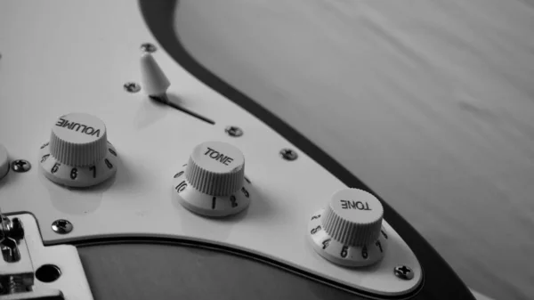 Closeup Guitarra Elétrica Fundo Branco Com Espaço Cópia — Fotografia de Stock