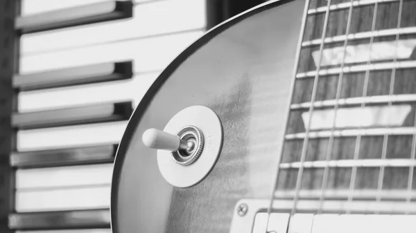 Vintage Ηλεκτρική Κιθάρα Closeup Αντιγραφή Χώρου Μαύρο Και Άσπρο — Φωτογραφία Αρχείου
