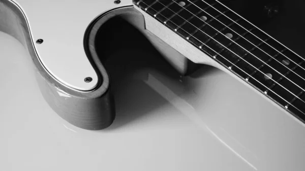 Fecho Guitarra Elétrica Fundo Branco Com Espaço Cópia Preto Branco — Fotografia de Stock