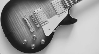 Elektro gitar kapanışı. Boşluğu kopyala 