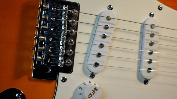 Elektro Gitar Kapanışı Kopyalama Alanı Olan Beyaz Arkaplan — Stok fotoğraf