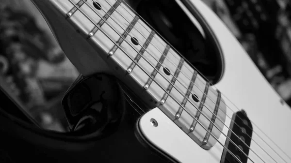 Electric Guitar Closeup Dark Background — Stock Photo, Image