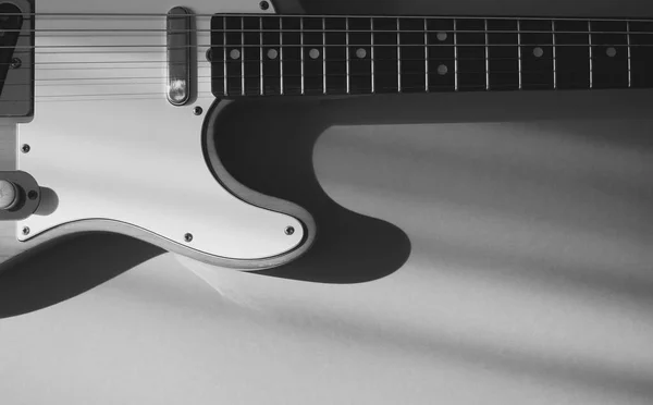 Vintage Electric Guitar Closeup Copy Space Black White — Stock Photo, Image