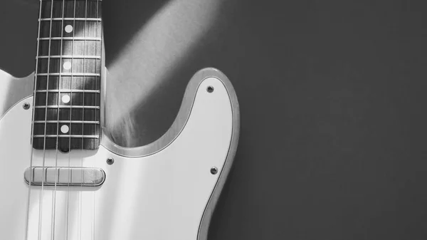Vintage Electric Guitar Closeup Light Shadow Copy Space Black White — Stock Photo, Image