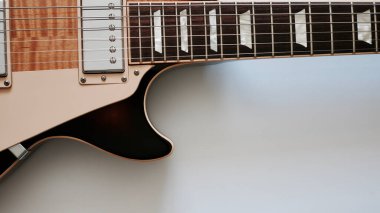Elektro gitar kapanışı. Boşluğu kopyala 