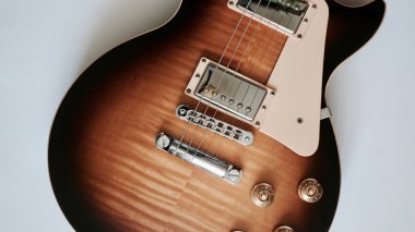 Elektro gitar kapanışı. Boşluğu kopyala 