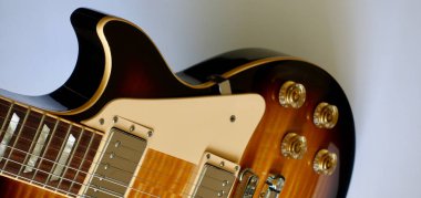 Klasik elektro gitar kapanışı. Kopyalama alanı olan renk arkaplanı