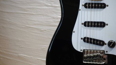 Elektro gitar kapanışı. Boşluğu kopyala 
