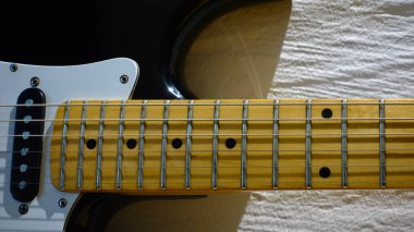 Elektro gitar kapanışı. Boşluğu kopyala 