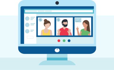 Video konferansı yapan bir grup insanla bilgisayar. Bir adam ve iki kadın. Grup aracılığıyla online görüşme. Koronavirüs yüzünden uzak çalışma. 