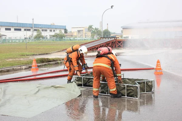 Seremban Malesia Ottobre 2015 Forze Speciali Hazmat Vigili Del Fuoco — Foto Stock