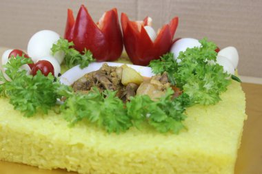 Sarı Glutinous Rice, sebze ve etli Malezya yemeği