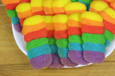 Hari Raya adlı Müslüman festivalini kutlamak için nefis renkli kurabiyeler.