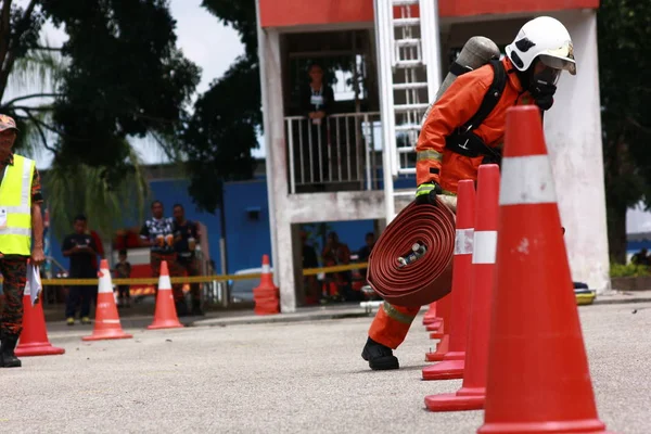 Seremban 2018年9月29日 消防士技能大会がセレンバンで開催されました — ストック写真