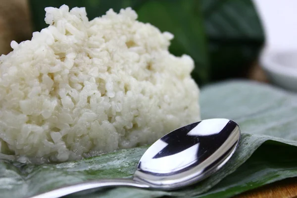 Zongzi Traditionelles Chinesisches Reisgericht Aus Klebrigem Reis Gefüllt Mit Umwickelten — Stockfoto