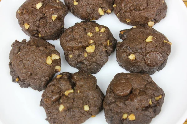 Tasty Chocolate Cookies Nuts Eid Fitr Celebration — Stock Photo, Image