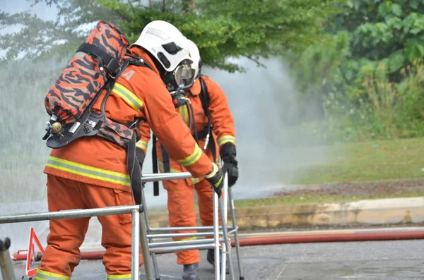 Серембан Малайзия Февраля 2015 Года Спецназ Малайзийского Пожарно Спасательного Управления — стоковое фото
