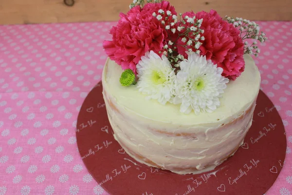 Delicioso Pastel Decorado Con Flores Elementos Florales — Foto de Stock