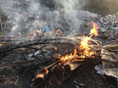 Açık ateş hava kirliliğine neden olur