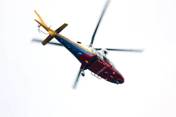 マレーシア イポー 2018年8月19日 ヘリコプターを使用してマレーシアの消防救助局による操作 — ストック写真