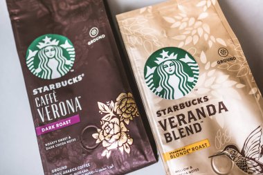 Starbucks 'tan alınmış logolu öğütülmüş kahve paketi..