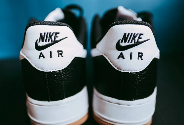 Nike Air Force 1 Low 07. Nike Sneaker Estilo de vida . —  Fotos de Stock