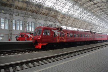 tren istasyonu platformu