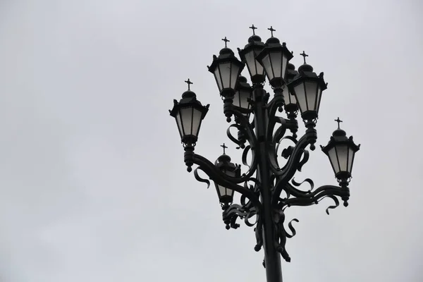 Fekete utcai lámpa — Stock Fotó