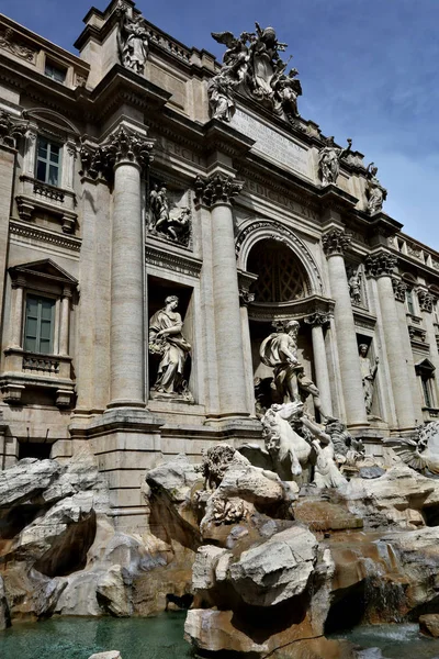 Trevi Fountain Roma, İtalya 'da — Stok fotoğraf