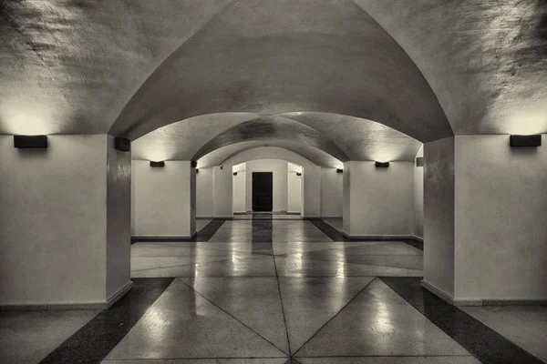 空地下室ショールーム — ストック写真