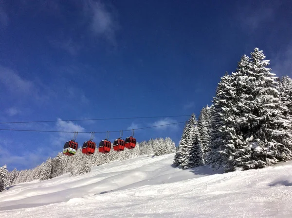Picturesque ski resort — Stock Photo, Image