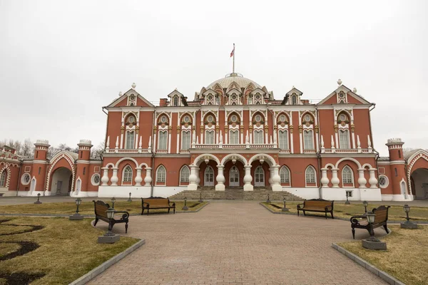 Façade du Palais Petroff, Moscou, Russie — Photo