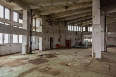 Terk edilmiş üretim öncül