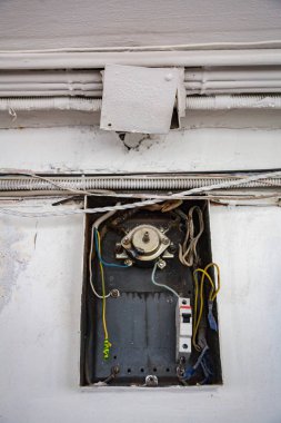 Eski Elektrik Kabloları