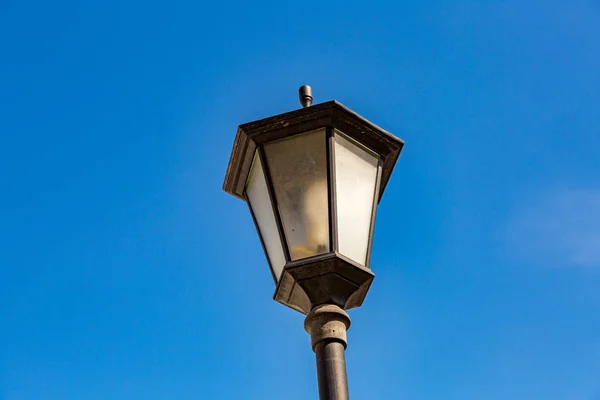 Zwarte straat lamp — Stockfoto
