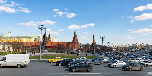 The Moscow Kremlin from an unusual viewpoint, Russia — Stock Photo, Image