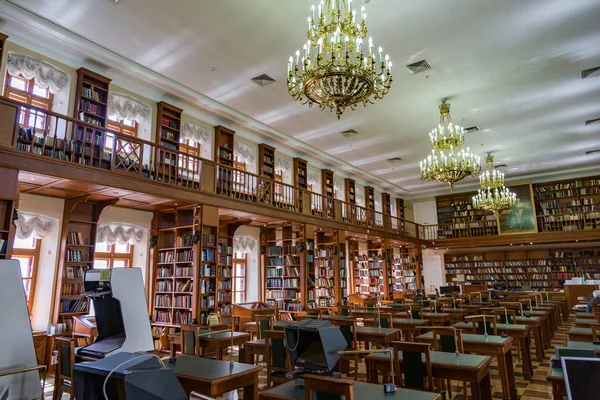 À l'intérieur de la maison Pachkov, Moscou, Russie — Photo