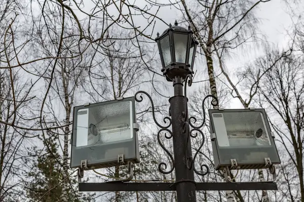 Zwarte straat lamp — Stockfoto