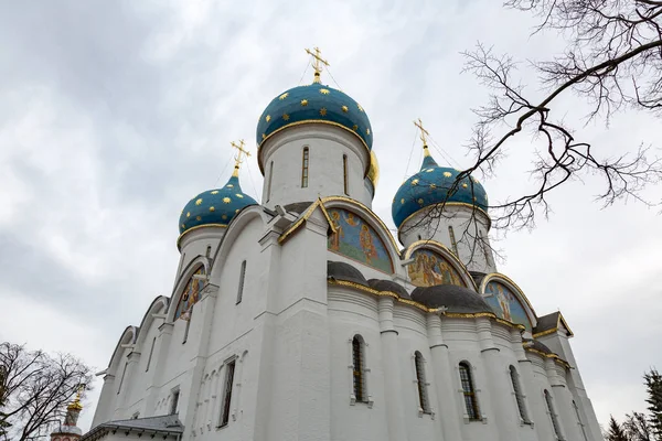 Kutsal Üçlü Aziz Sergius Lavra mimarisi — Stok fotoğraf
