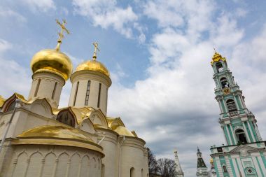 Kutsal Üçlü Aziz Sergius Lavra mimarisi