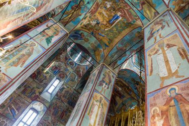 Kutsal Üçlü Aziz Sergius Lavra iç