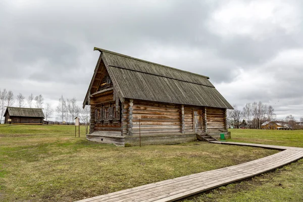 Suzdal museet av trä arkitektur och Bondes liv — Stockfoto